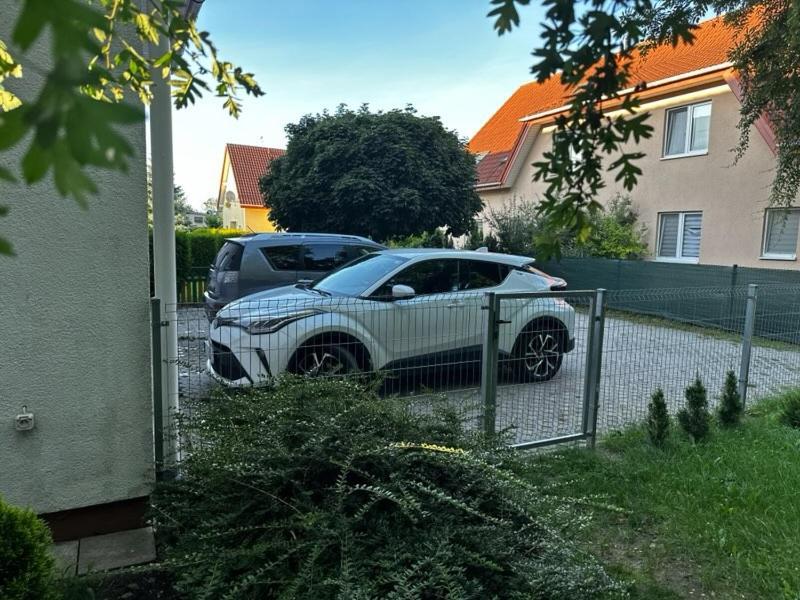 Z Prywatnym Parkingiem